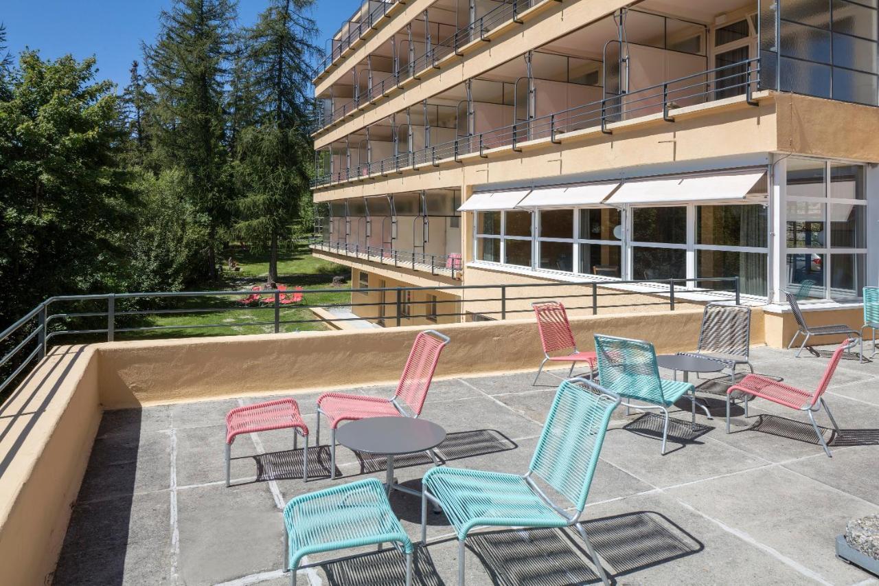 Crans-Montana Youth Hostel Exterior foto
