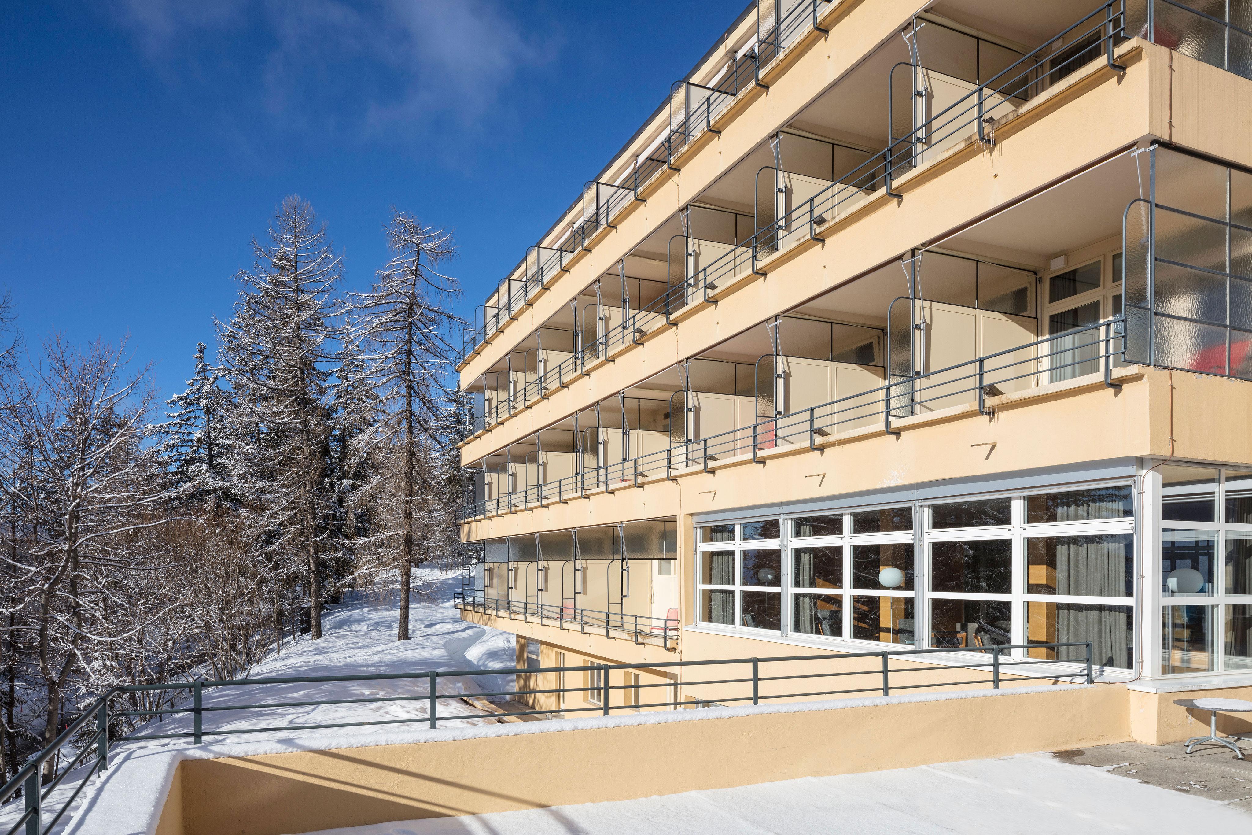 Crans-Montana Youth Hostel Exterior foto