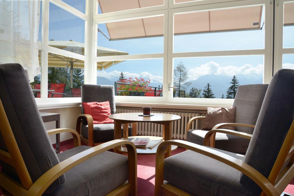 Crans-Montana Youth Hostel Exterior foto